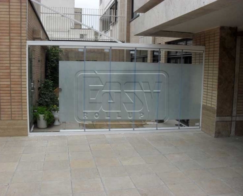 زجاج الشرفات المتحرکه فی مشروع تهران